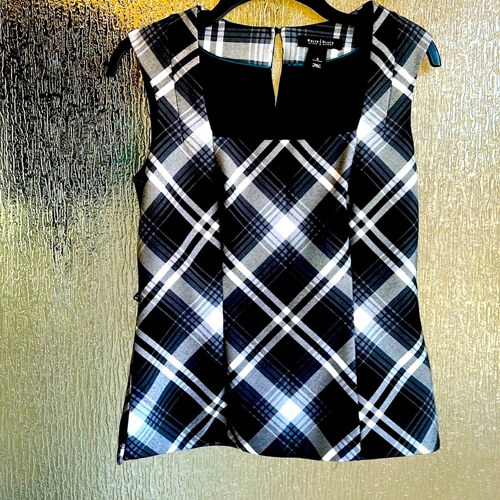 WHBM size 4 black and white plaid top